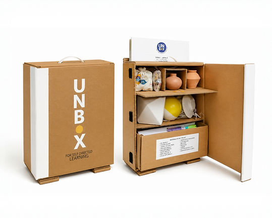 UnBox Care का box — घर पर बच्चे के साथ करने के लिए सरल acts और materials